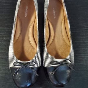 Ballet flats, black patent toe, black\white stripe